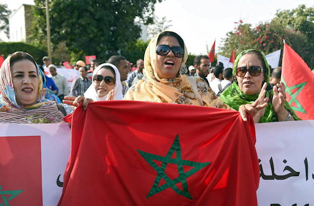 Mujer marroquí en una manifestación. (Reuters)