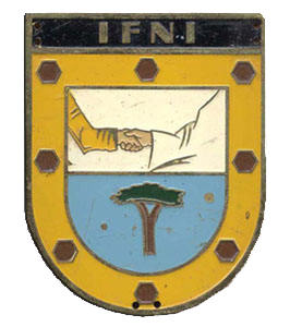 Escudo de brazo del uniforme de la OJE para sus afiliados de Ifni.