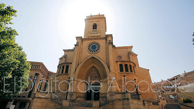 Imagen de archivo de la Catedral de Albacete.