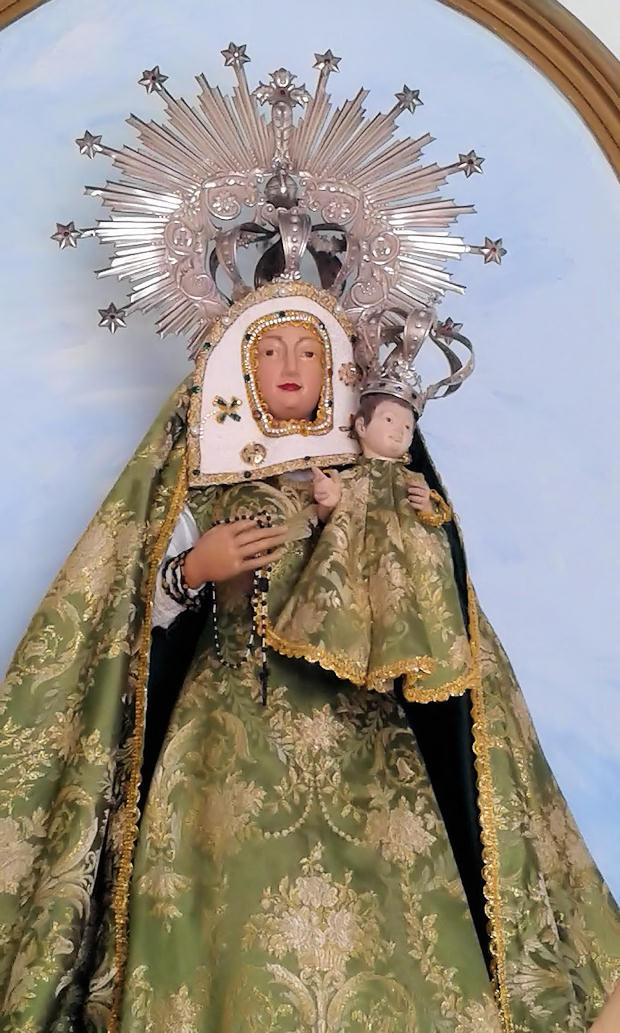 Réplica de la Virgen del Pino grancanaria procedente de Sidi-Ifni, en Puerto Lajas (Foto aportada por Paco Cerdeña)