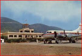 Una de las escasas fotografía en color del aérodromo de Sidi-Ifni.