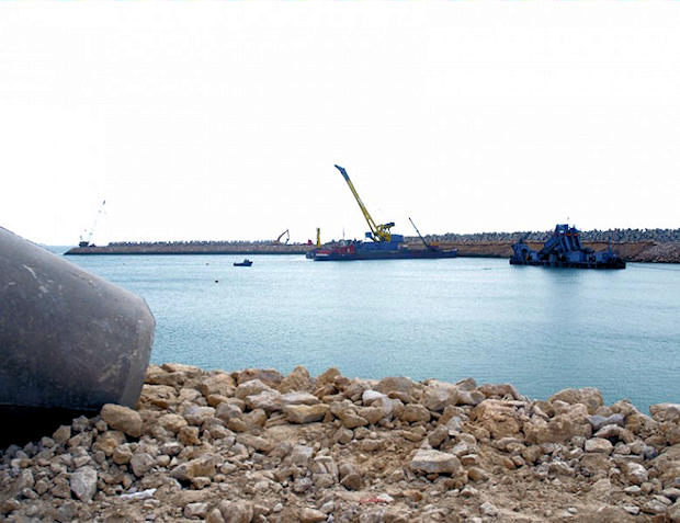 Aspecto que ofrecían las obras de la construcción del puerto de Tarfaya el pasado mes de mayo / AIM