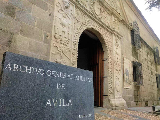 Entrada de Archivo General Militar de Ávila. (Foto: Cadena Ser)