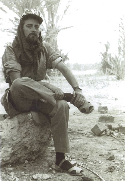 El entonces sargento Moya, en El Aaiún, en 1959. El entonces sargento Moya, en El Aaiún, en 1959.