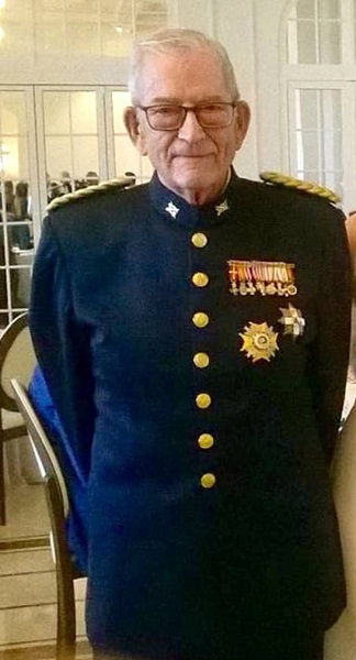 El teniente coronel Moya, con uniforme de gala, en noviembre pasado.