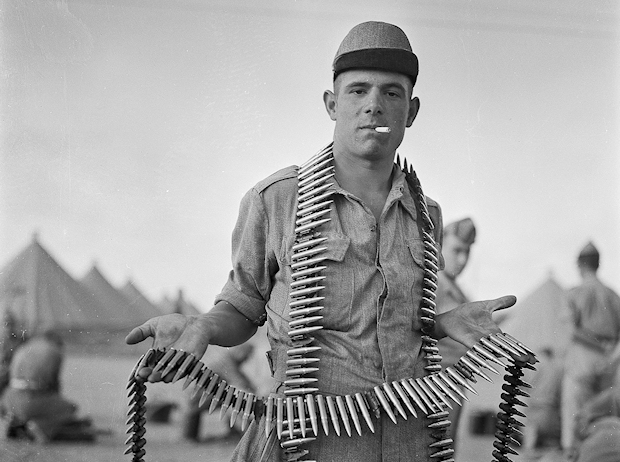  Retrato de un recluta en el campamento. Ifni, 1963. Foto de Cèsar Malet 