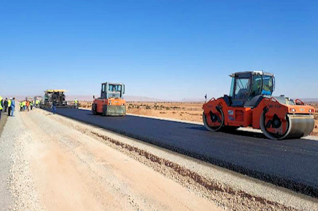 Obras de la Autopista Tiznit-Dakhla.