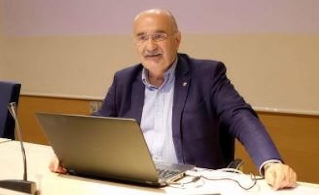  José María Pérez Arias, durante su conferencia. 