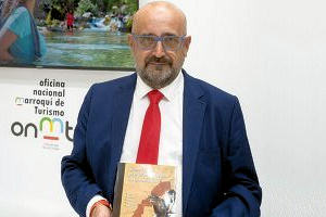 Gonzalo Sánchez presenta su libro 'Turismo cultural por el sur de Marruecos. Desde Sidi Ifni hasta La Güera' en Fitur 2022
