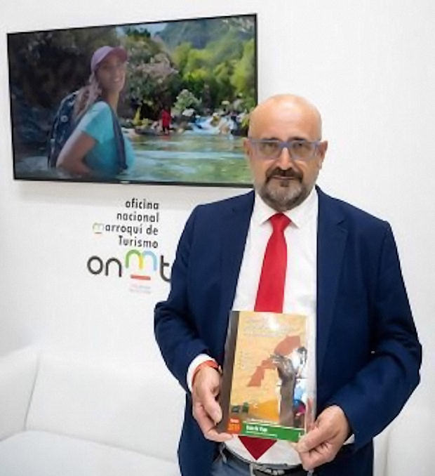 Gonzalo Sánchez presenta su libro 'Turismo cultural por el sur de Marruecos. Desde Sidi Ifni hasta La Güera' en Fitur 2022.
