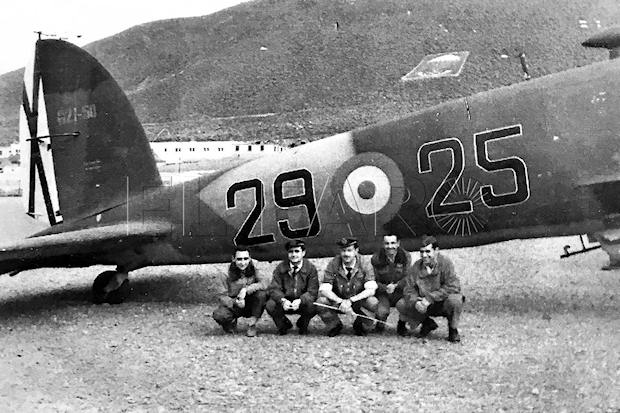 Avión español en la guerra de Ifni.