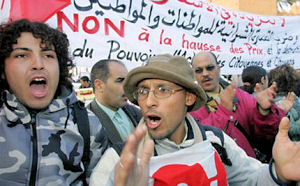 Protesta de ONG marroquí en contra de los altos precios.