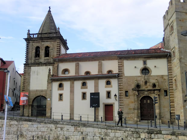 Colegiata de San Juan Bautista. Centro Cultural Cajastur. Gijón (Asturias)