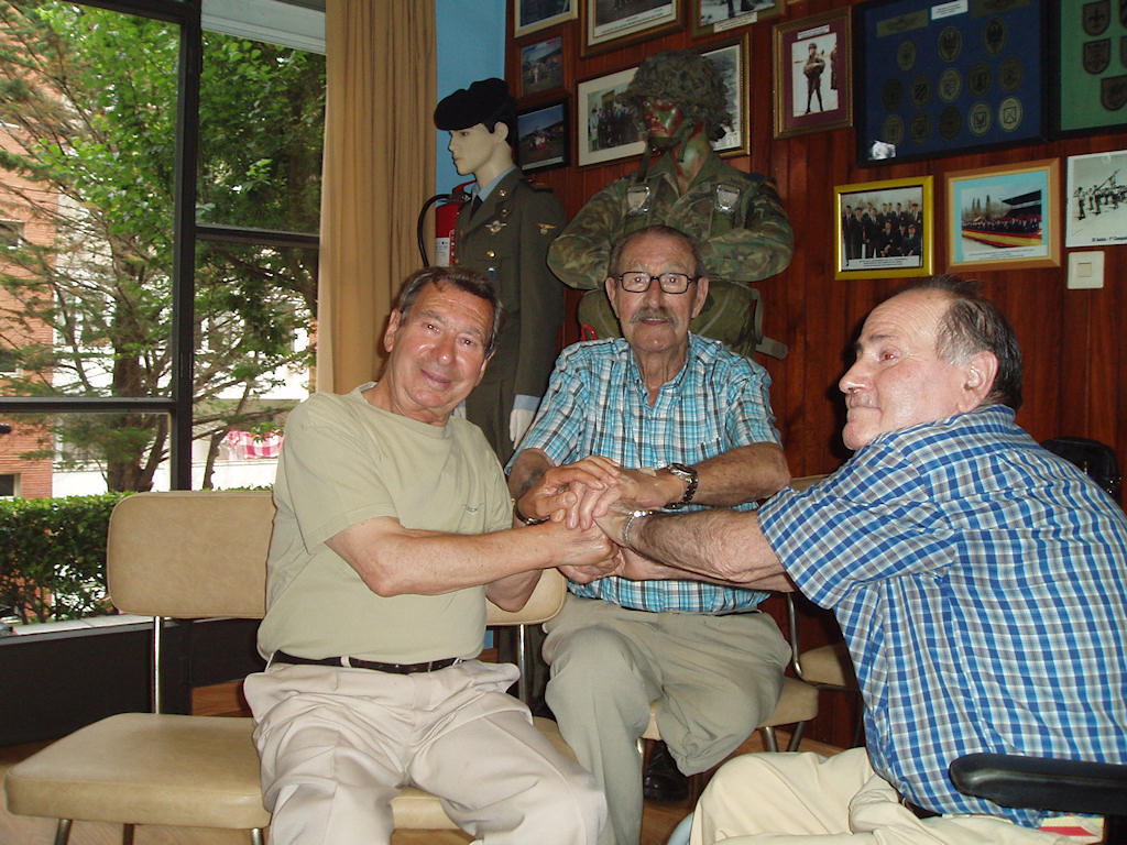 De izquiera a derecha: Antonio Carmona, Monchi (Ramón) y Carlos Mouteira.