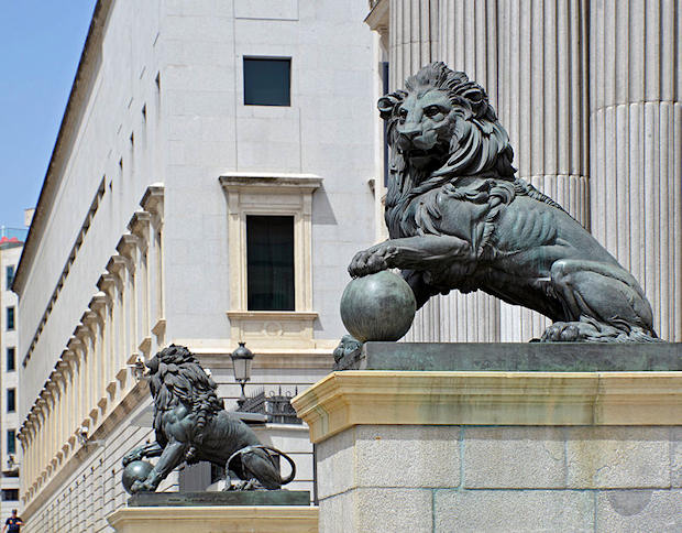 Los leones del Congreso (imagen de la Wikipedia)