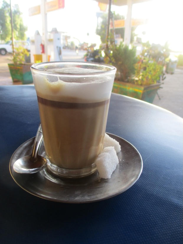 Un “Café creme” en Guelmim. 
