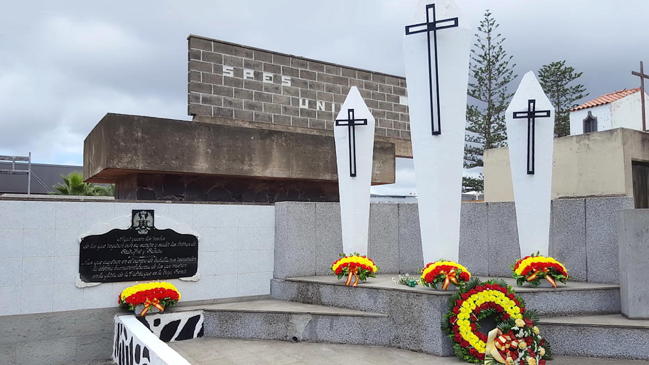 El Panteón de los caídos en la Guerra de Ifni-Sáhara en el Cementerio de San Lazaro de Las Palmas de Gran Canaria. Noviembre de 2020. (Foto: Pablo Vázquez)
